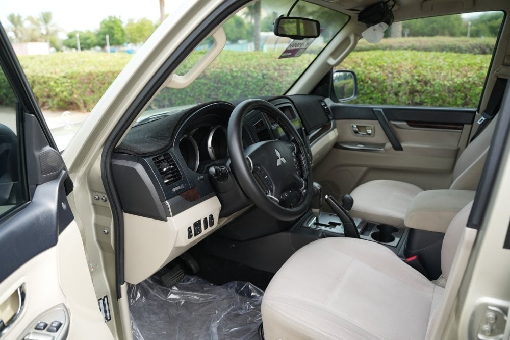 Mitsubishi Pajero Model 2013, Y-15959 - 8