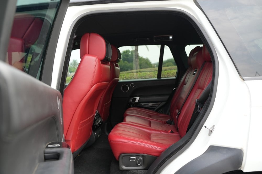 Land Rover Range Rover Vogue SE Model 2014, Y-15961 - 9