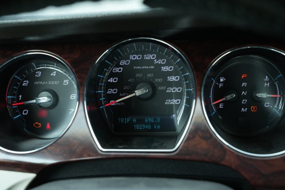 Ford Taurus Model 2012, Y-15965 - 10
