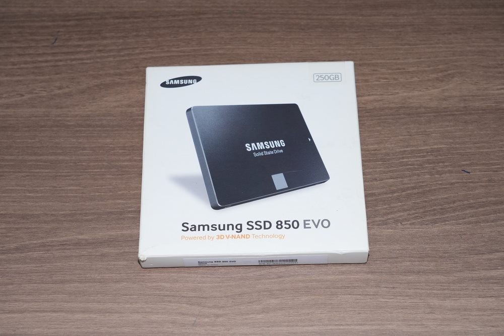 قرص تخزين SSD من سامسونج - 1