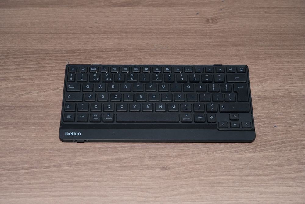 لوحة مفاتيح لاسلكية محمولة من Belkin - 1