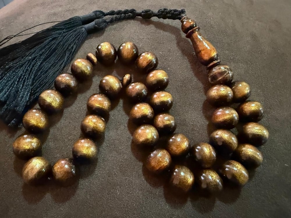مسباح من اليسر الذهبي - 1