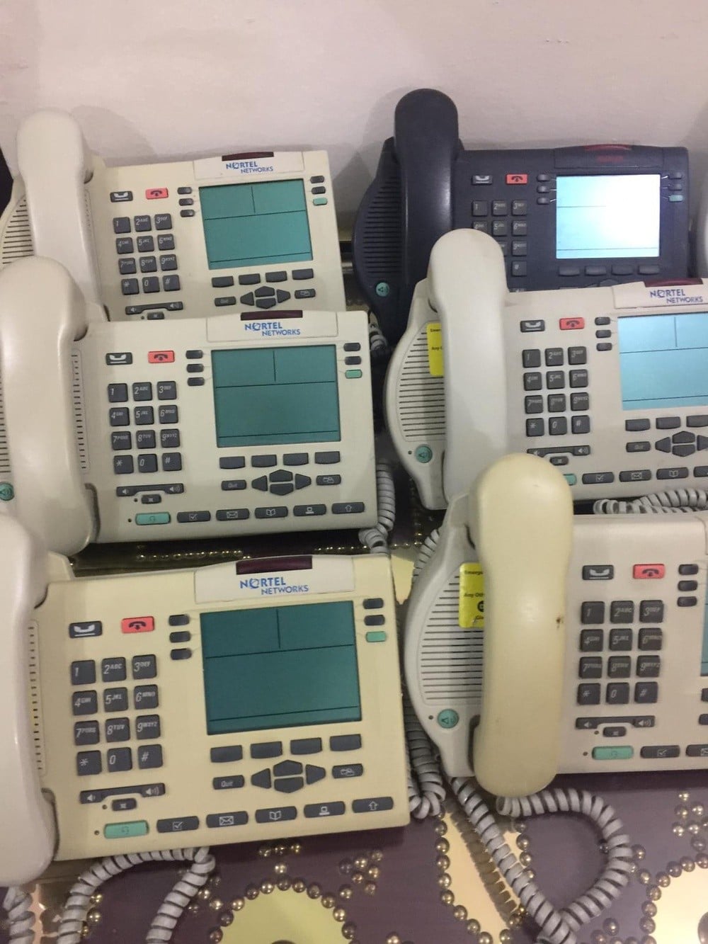 Set of 15 NORTEL Telephone Units - 1