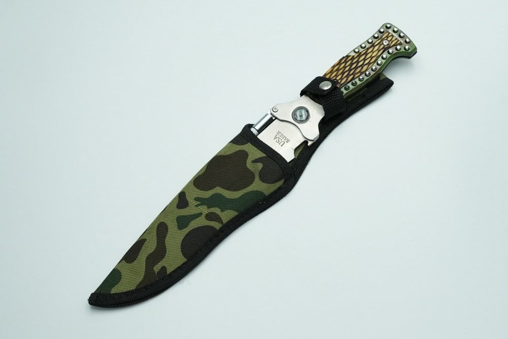 A Small Dagger - 1