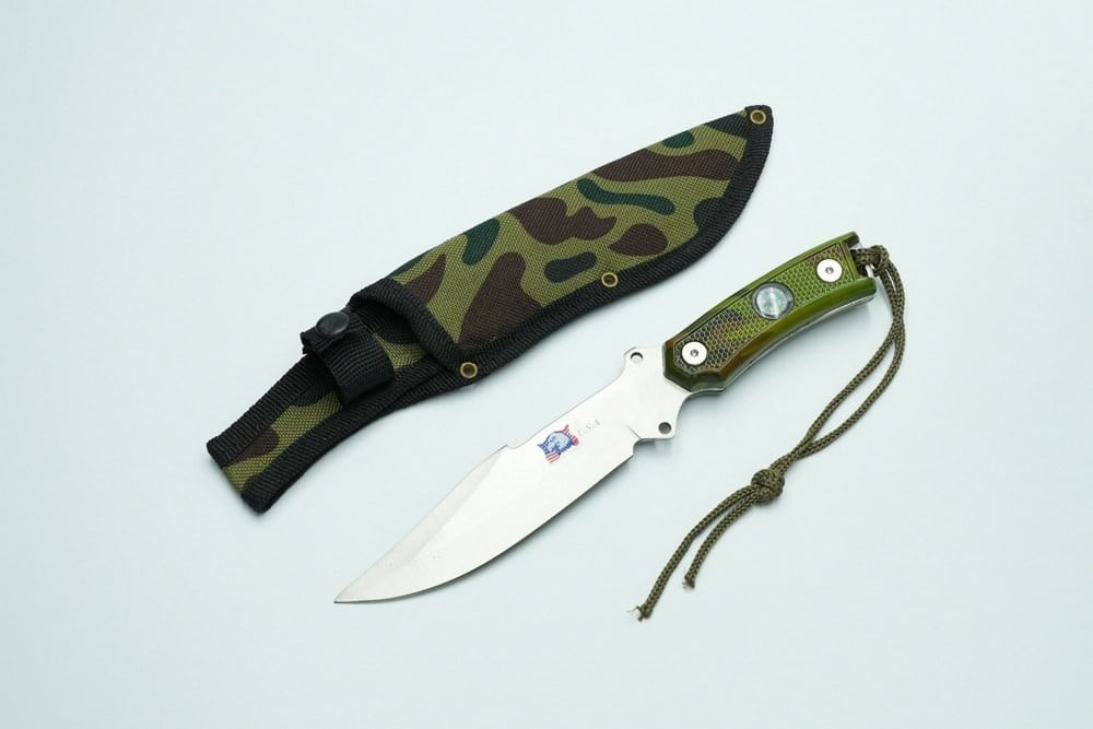 A Unique, High-Quality Dagger - 2 - 1