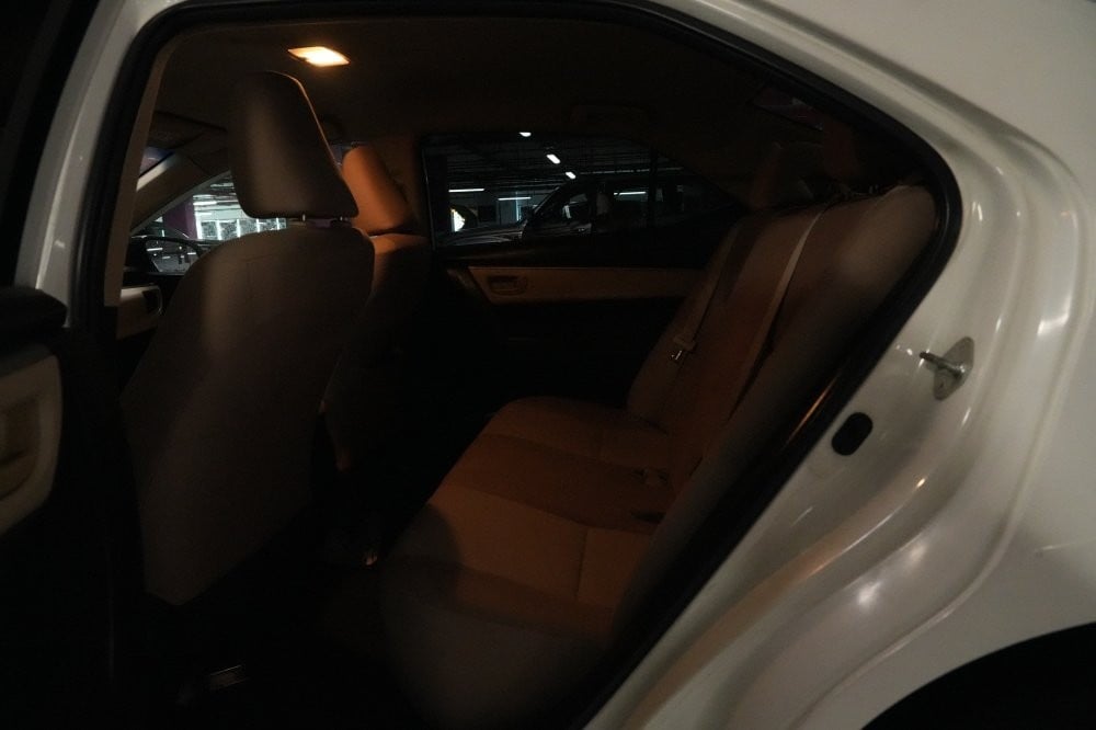 تويوتا كورولا موديل 2015، Y-16056 - 8