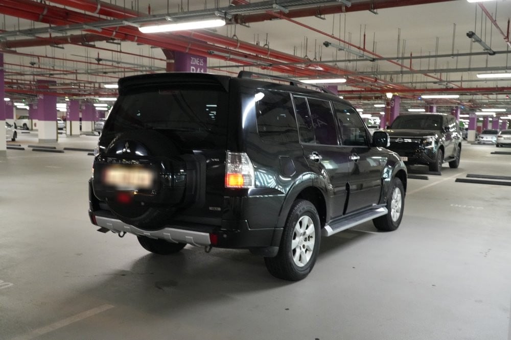 Mitsubishi Pajero Model 2014 3.5 L, Y-16041 - 7