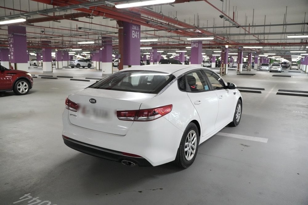 Kia Optima Model 2018, Y-16042 - 5