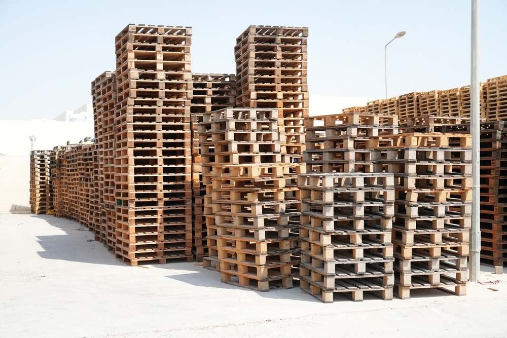 طبالي خشبية – حوالي 10,000 قطعة - 1