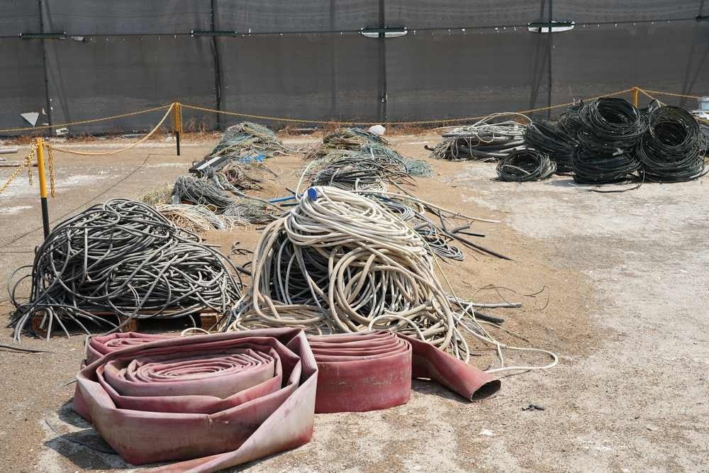 Coiled Cables & Wiring - 1