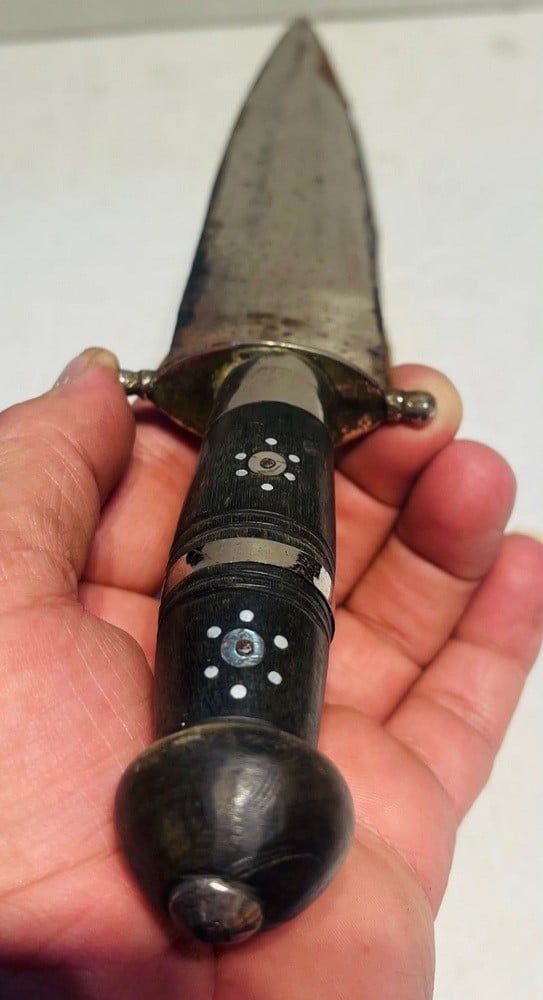 Antique Eastern Dagger with Decorative Details - 6