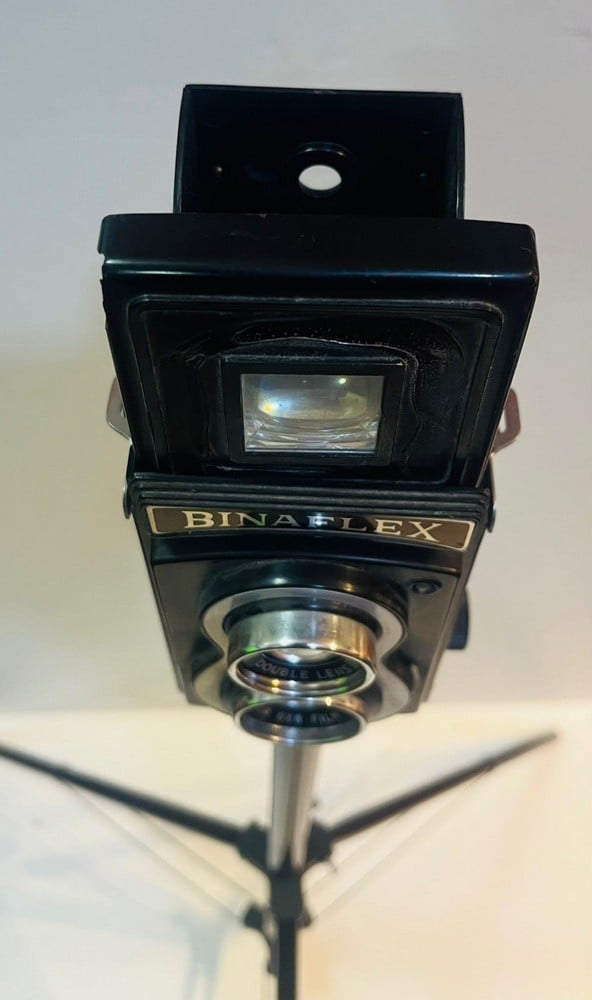 Vintage Binaflex Twin-Lens Reflex Camera - 2