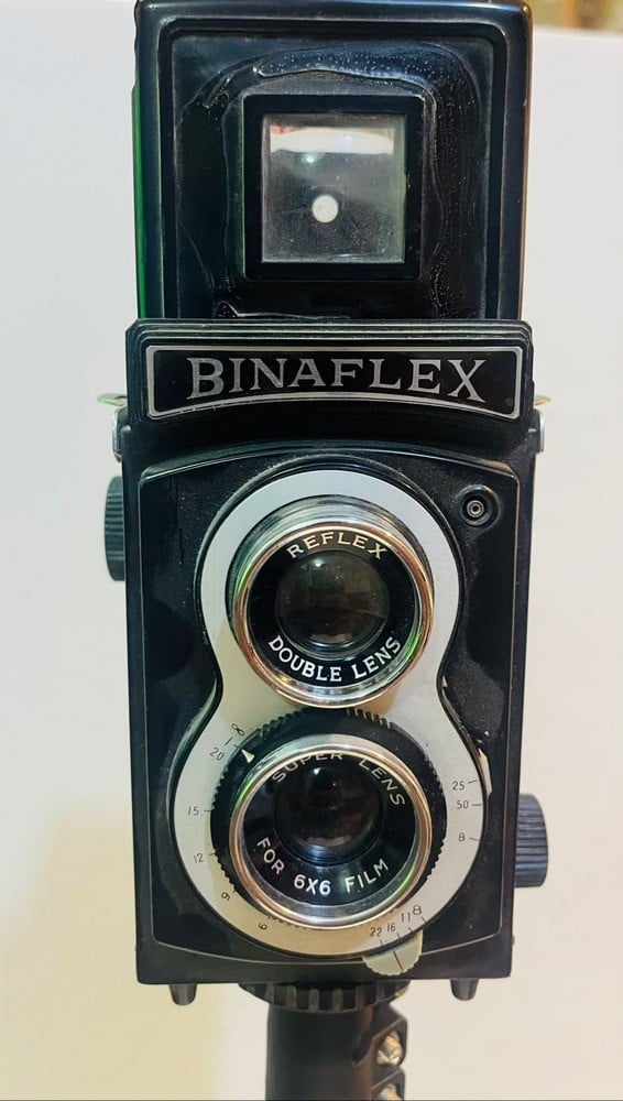 Vintage Binaflex Twin-Lens Reflex Camera - 1