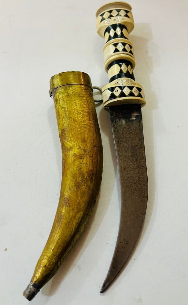 Traditional Majdalani Damascus Dagger - 3