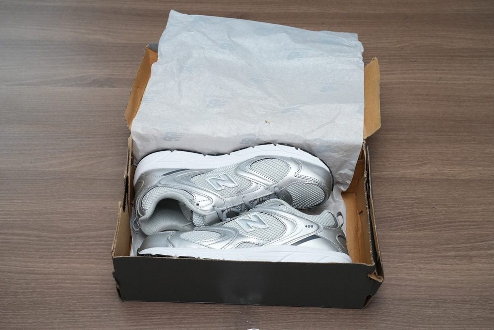 حذاء رياضي New Balance فضي - 3