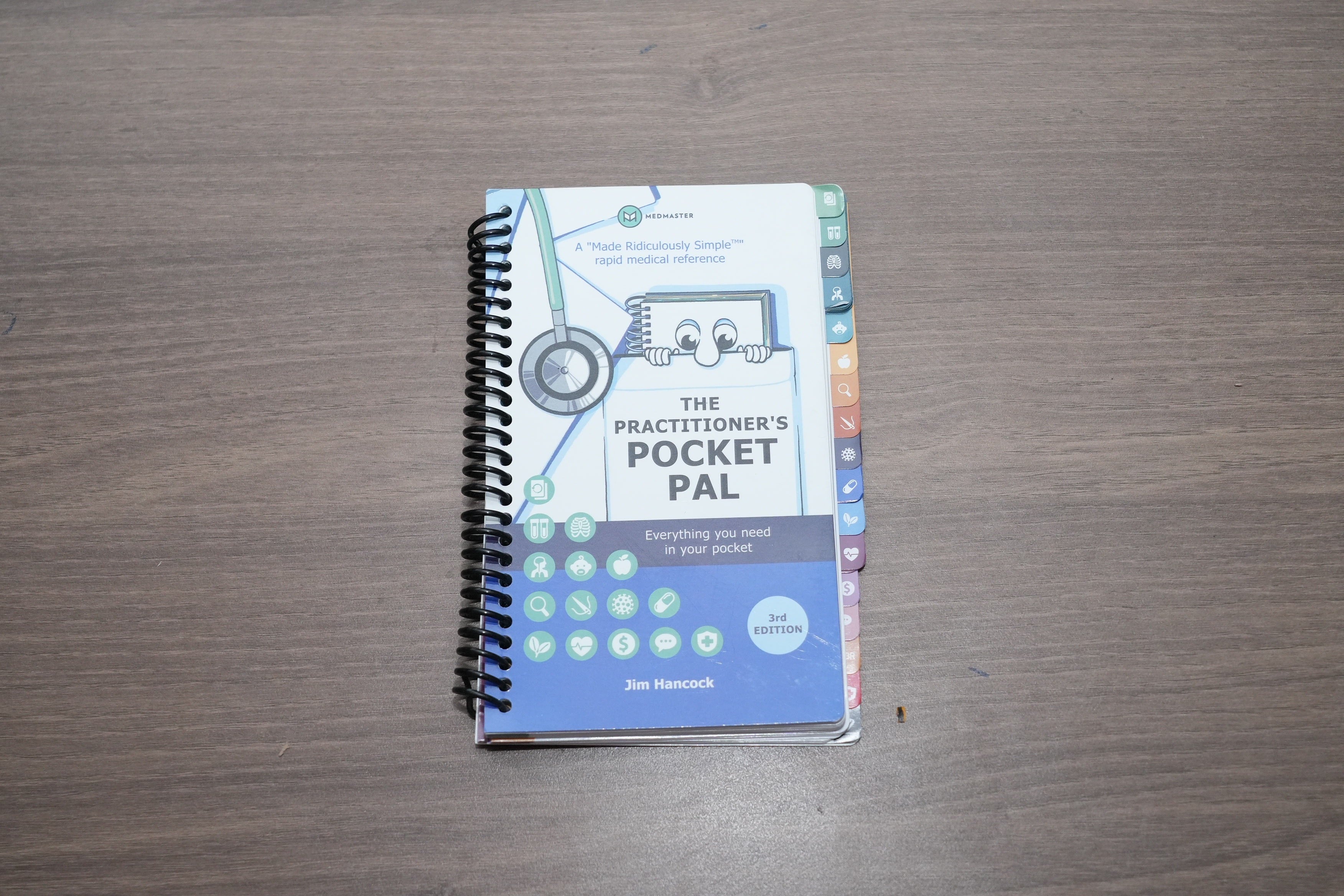 نعال طبية Walk Hero وكتاب The Practitioner's Pocket Pal - 4