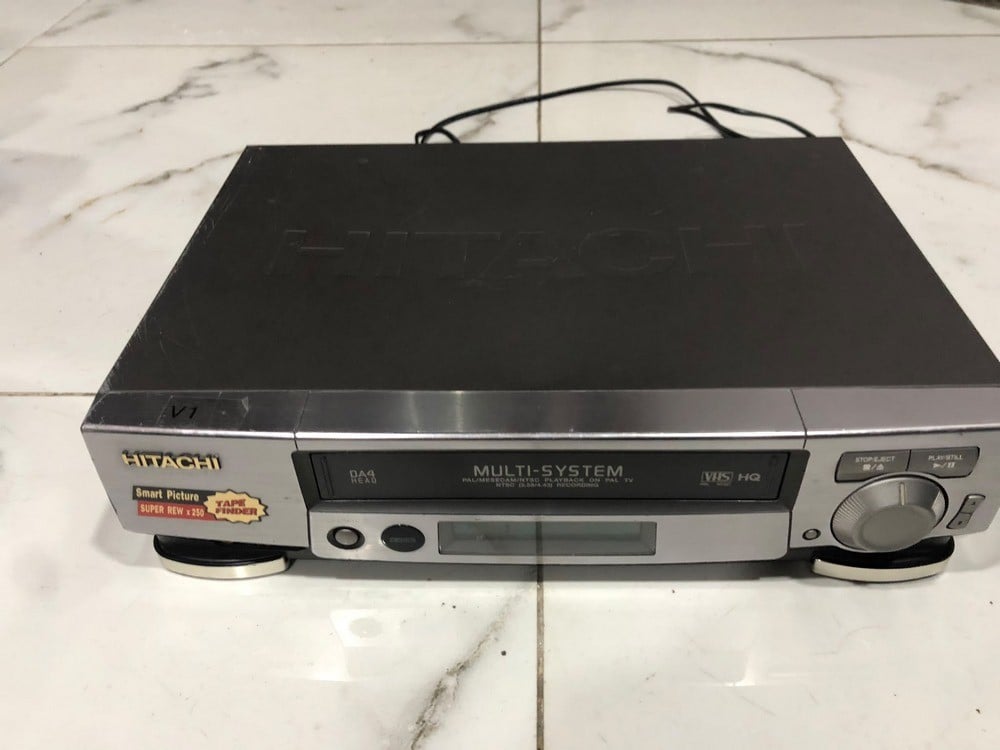 جهاز فيديو كلاسيكي HITACHI الأصلي - 4