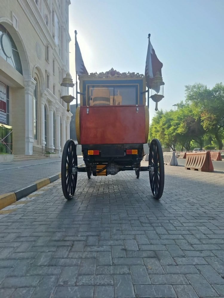 Electric Royal Horse Carriage - 3