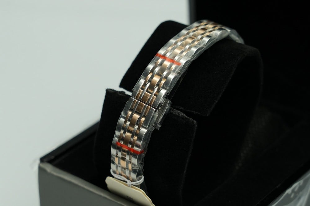 Emporio Armani Women's Watch - 7