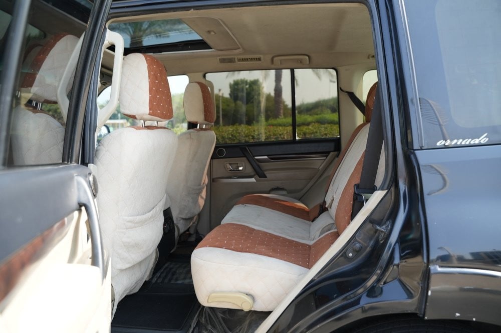 Mitsubishi Pajero Model 2015, Y-16112 - 10