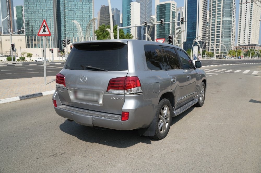 Lexus LX 570 Model 2011, Y-16114 - 5