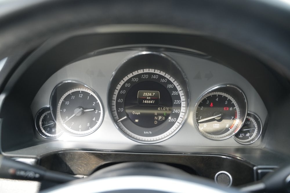 Mercedes-Benz E300 Model 2013, Y-16139 - 10