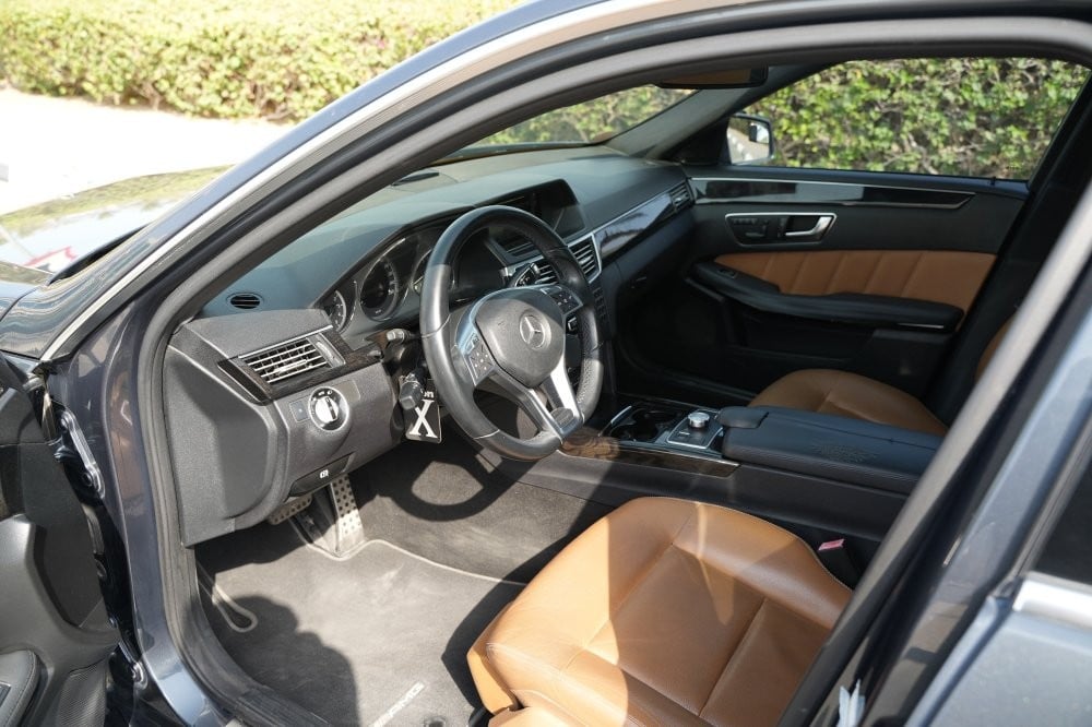 Mercedes-Benz E300 Model 2013, Y-16139 - 8