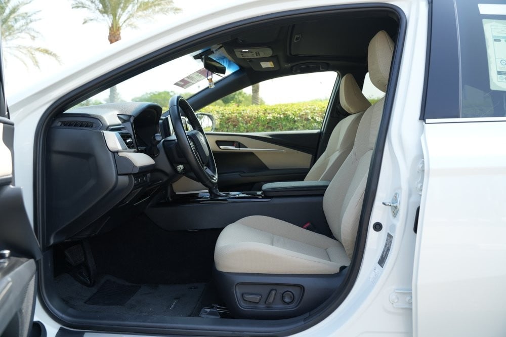 Toyota Camry Model 2025, Y-16084 - 8