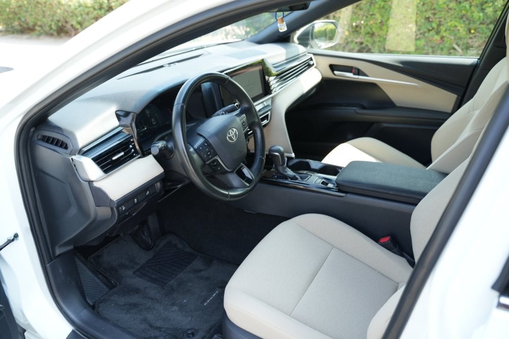 Toyota Camry Model 2025, Y-16084 - 9