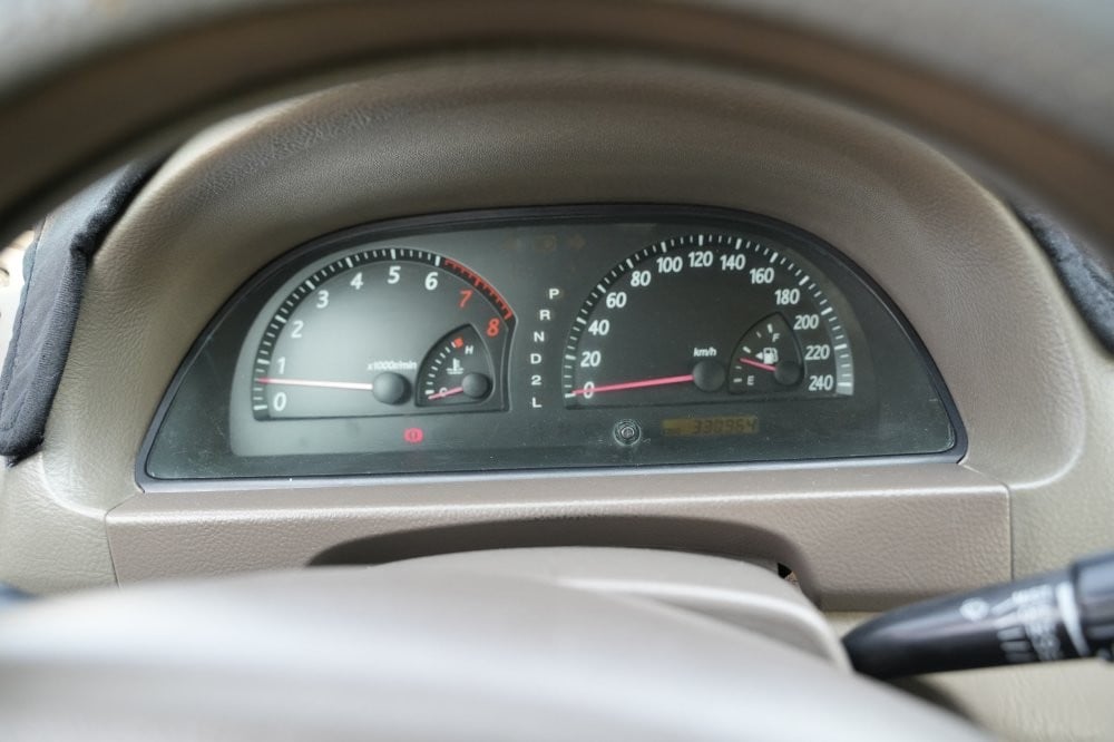 تويوتا كامري موديل 2004، Y-16090 - 11