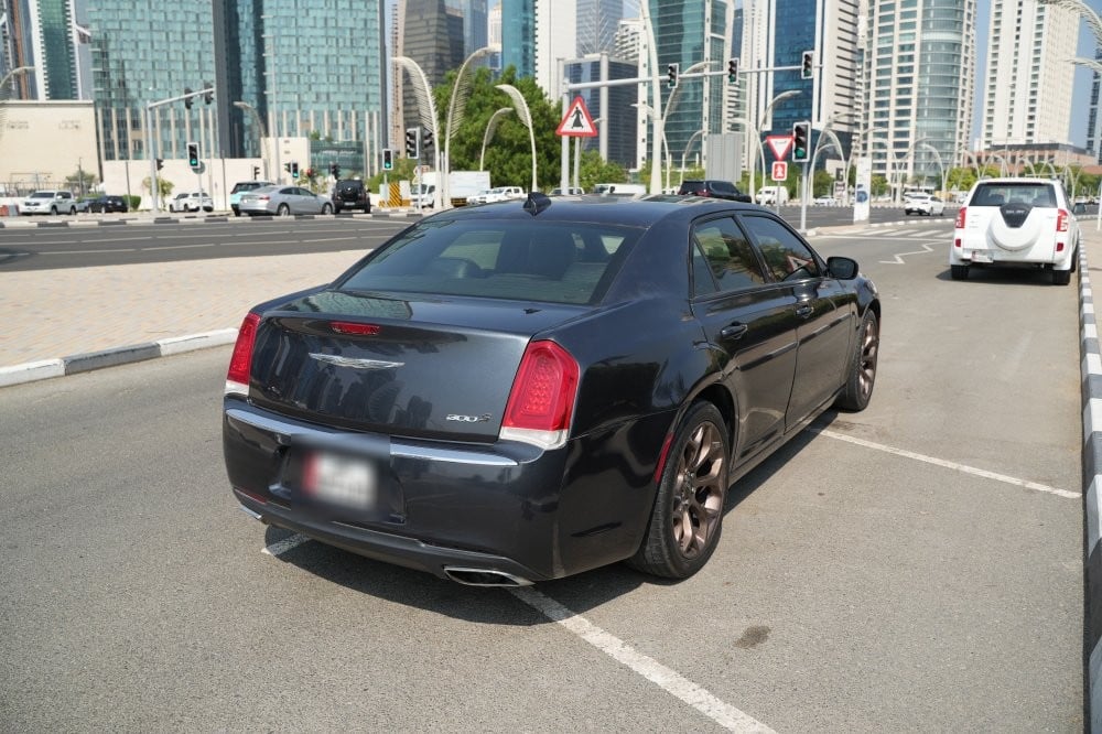 Chrysler C300 Model 2019, Y-16102 - 5
