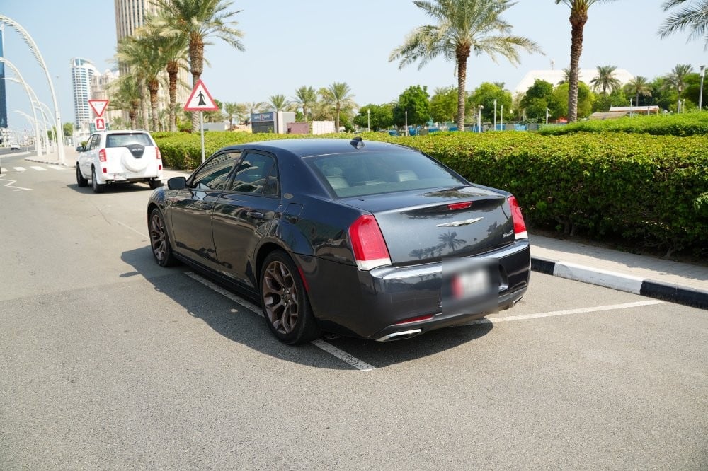Chrysler C300 Model 2019, Y-16102 - 7