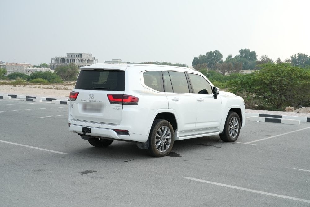 Toyota VXR SUV Model 2022, C-11352 - 10