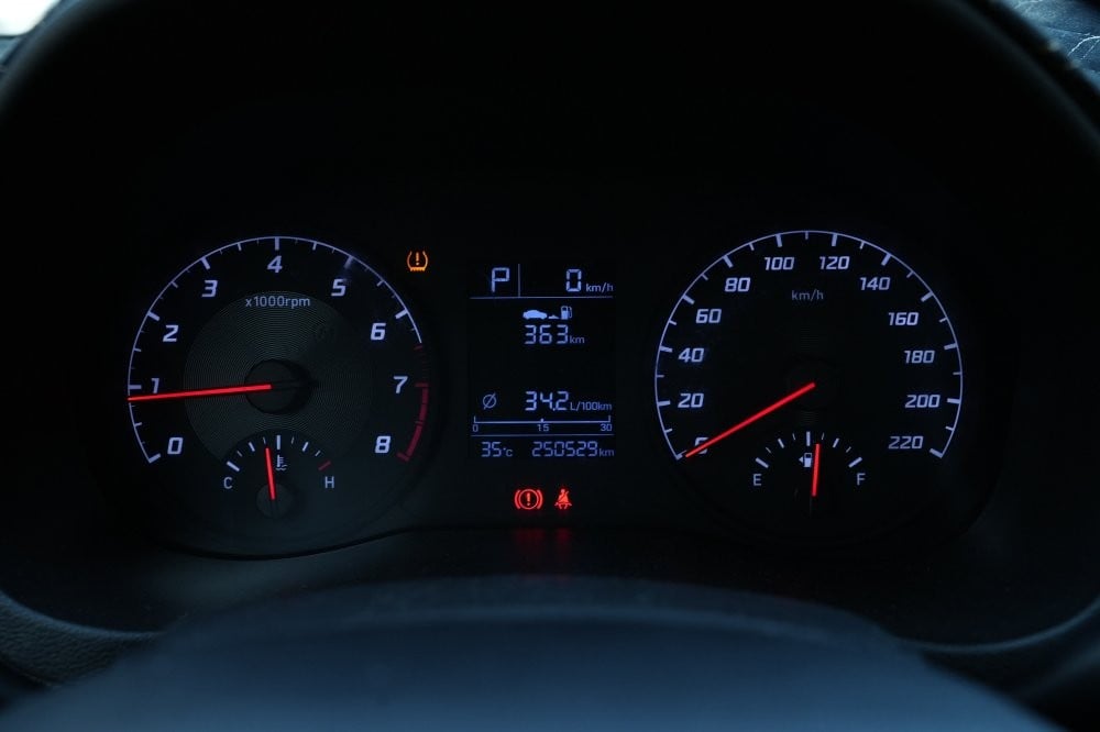 Hyundai Accent Model 2023, Y-16108 - 11