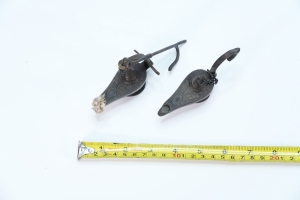 Pair of Traditional Metal Lamps - 3