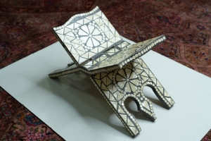 Traditional Inlaid Wooden Quran Stand - 3