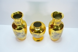 Set of Ornate Golden Vases - 10