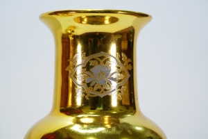 Set of Ornate Golden Vases - 9