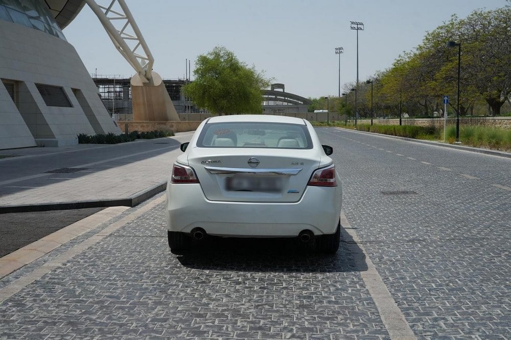 Nissan Altima Sedan Model 2015, C-11065 - 6
