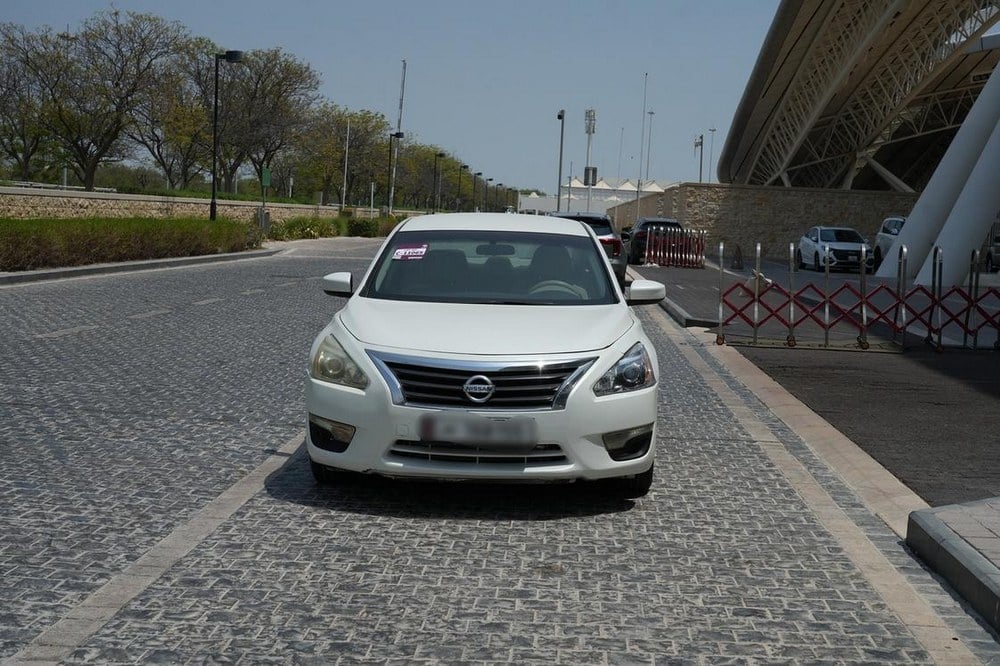 Nissan Altima Sedan Model 2015, C-11065 - 3