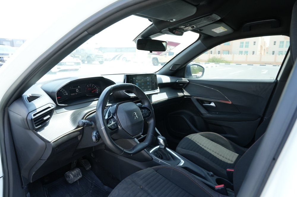 Peugeot 2008 SUV Model 2023, C-11165 - 10