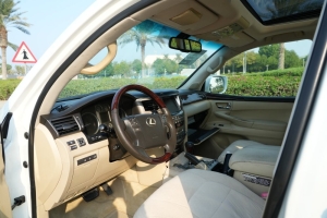 لكزس ال اكس 570 موديل 2009، Y-15760 - 9