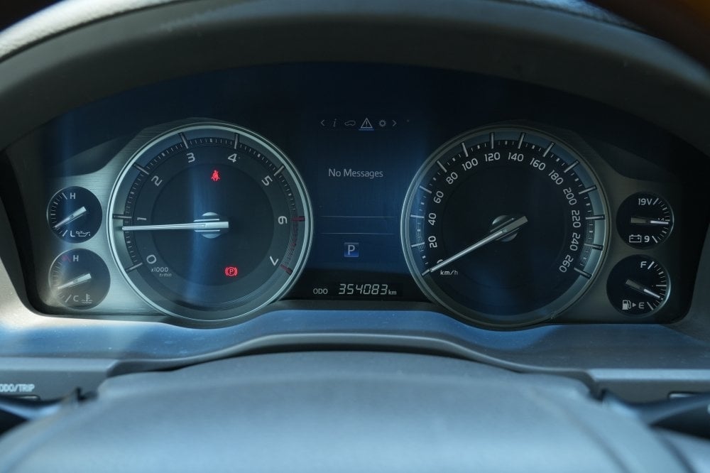 تويوتا VXR موديل 2016، Y-15738 - 10