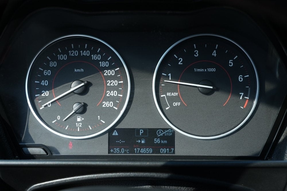 بي إم دبليو 220 موديل 2015، Y-15746 - 9