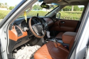 نيسان باترول موديل 2010، Y-15793 - 8