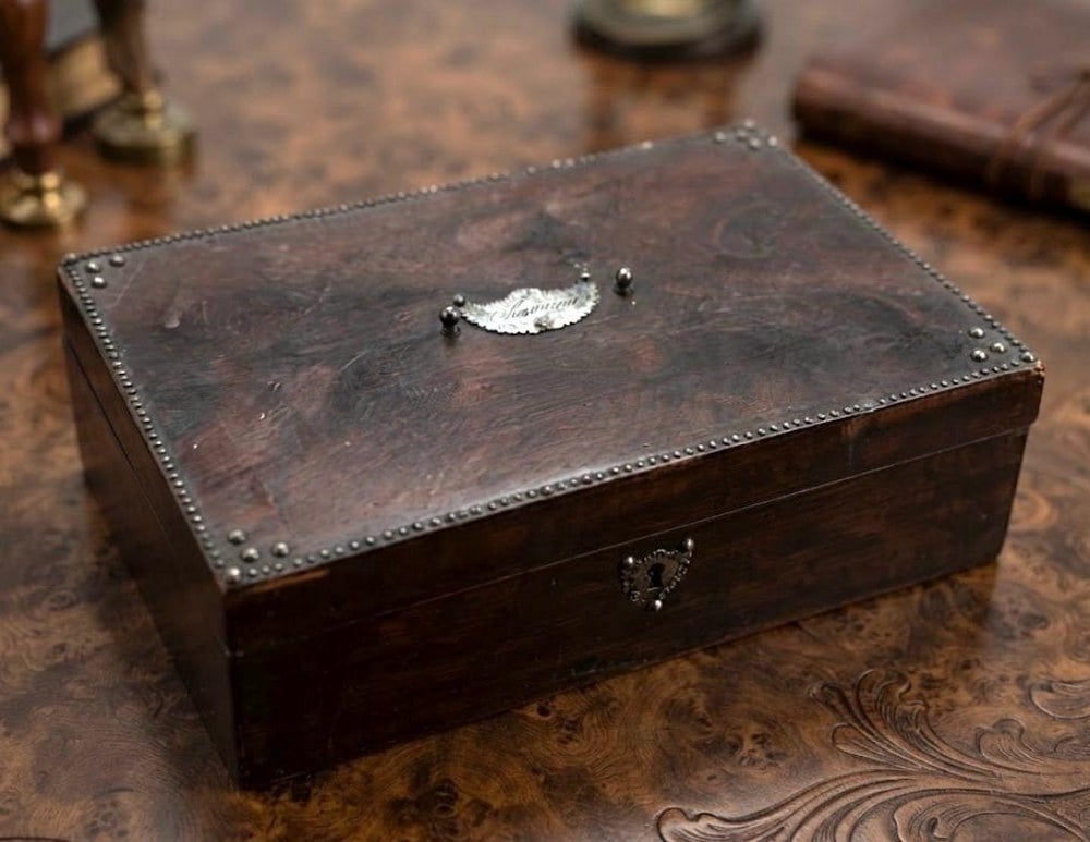 Antique Wooden Jewelry And Souvenir Box - 4