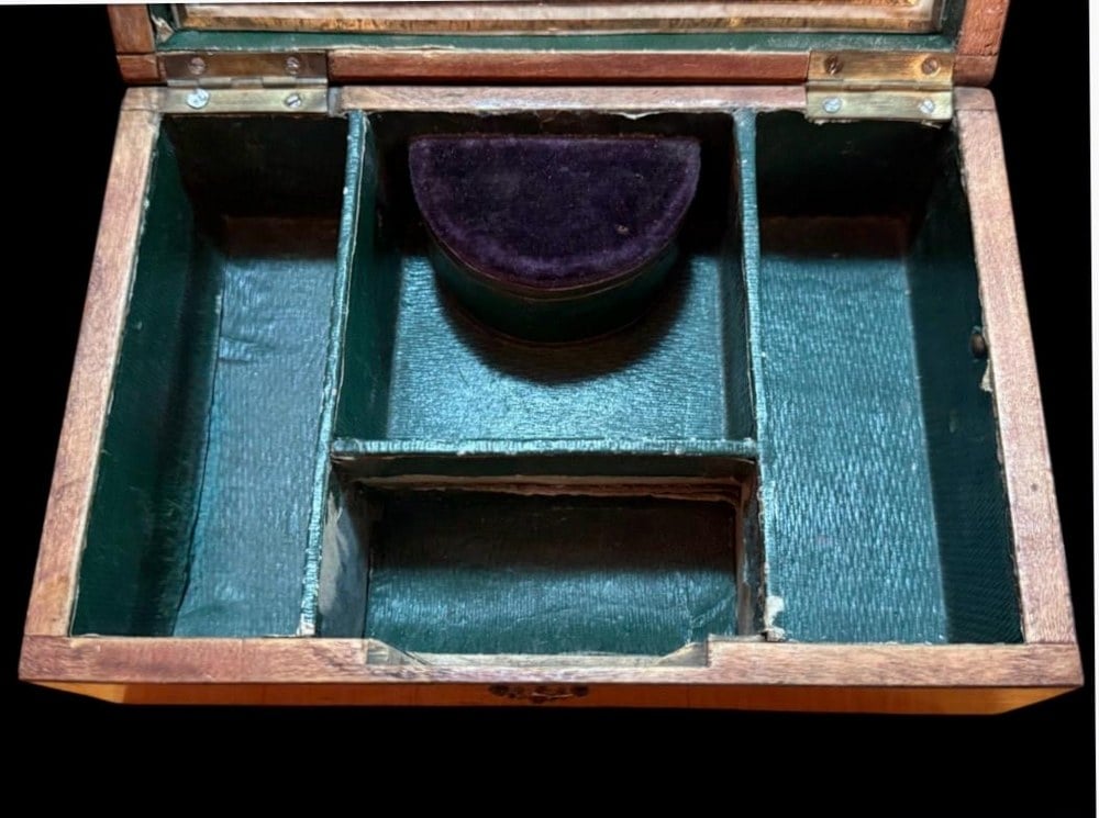 Antique Wooden Jewelry And Souvenir Box - 5