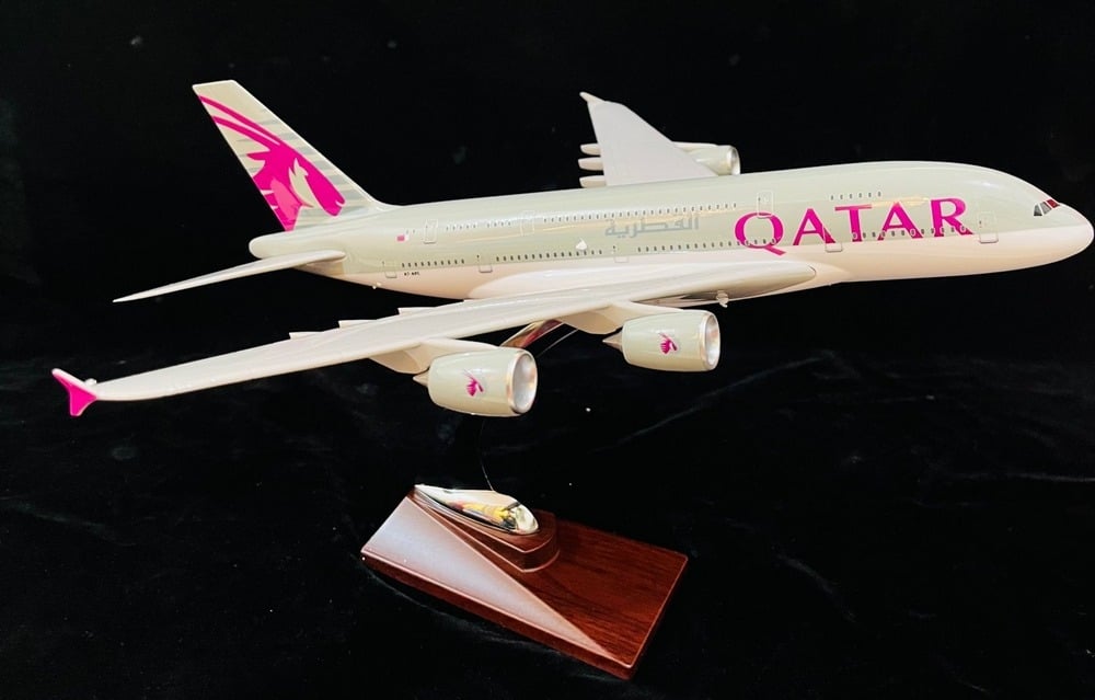 مجسم طائرة إيرباص A380 للخطوط الجوية القطرية - 4