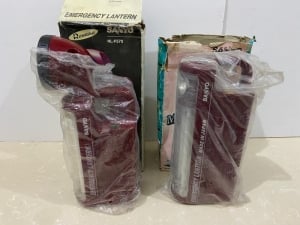 2 Old Stored Flashlight From The Brand Sanyo - 3