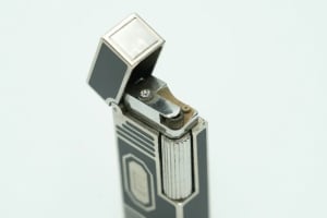 Dunhill Silver Plated And Black Enamel Lighter - 4